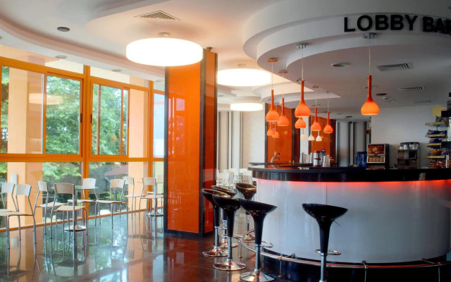 Sunrise Hotel