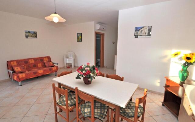 Cosy apartment in Racale with private terrace