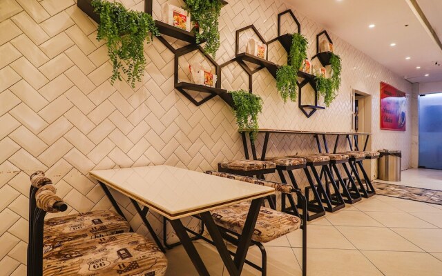 Fabhotel Double Tree