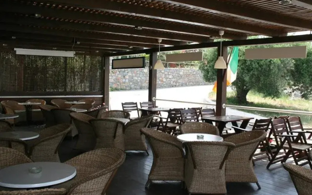 Semiramis Apartments