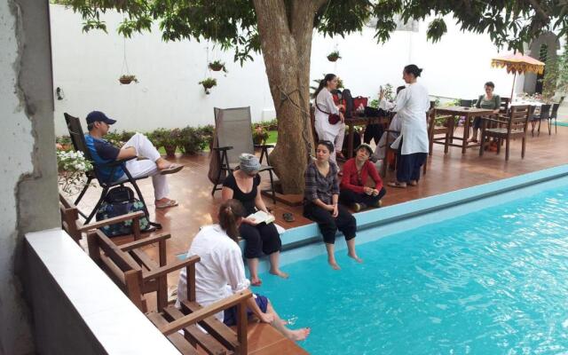 Gandhara Hotel