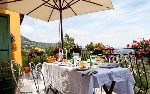 Villa Juli Guesthouse