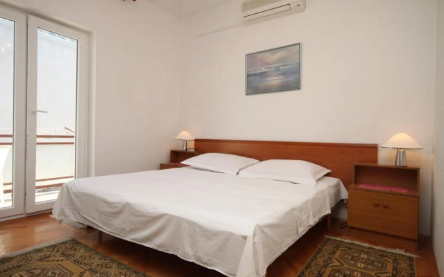 Apartments with a parking space Baska Voda, Makarska - 6773