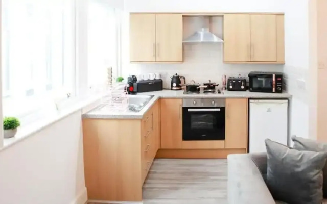 Captivating 2-bed Apartment in Liverpool