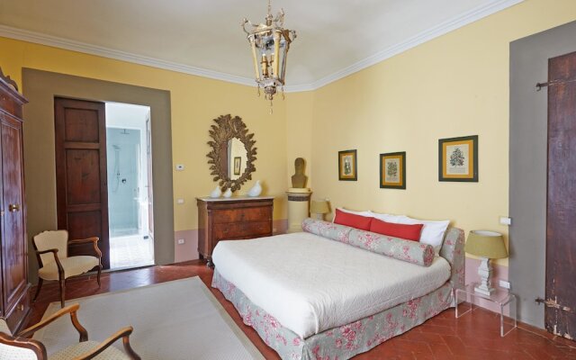 Villa Colline - Seven Bedroom Villa