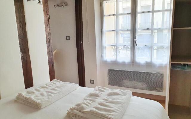 EXIGEHOME-Studio Cosy à 2 pas du Chateau de Versailles