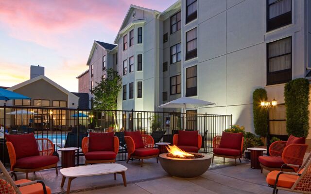 Hampton Inn & Suites El Paso-Airport