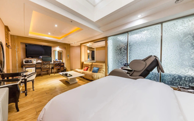 Hotel Argo