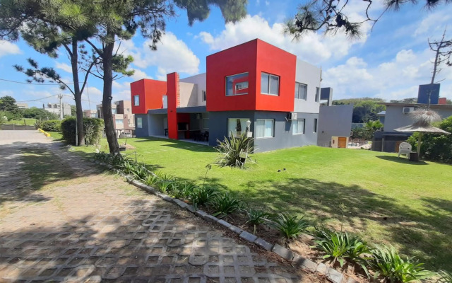 ELEMENTOS MAR AZUL a 30 mts de la playa