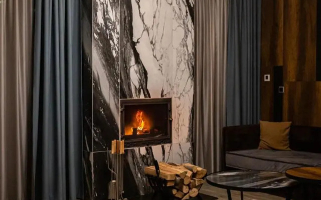 Silver Mountain Deluxe Suite B10