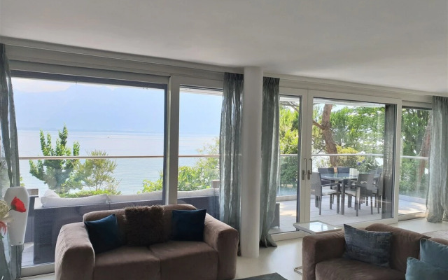 The View Montreux