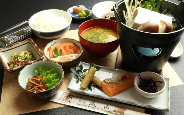 Minshuku Shiroyama