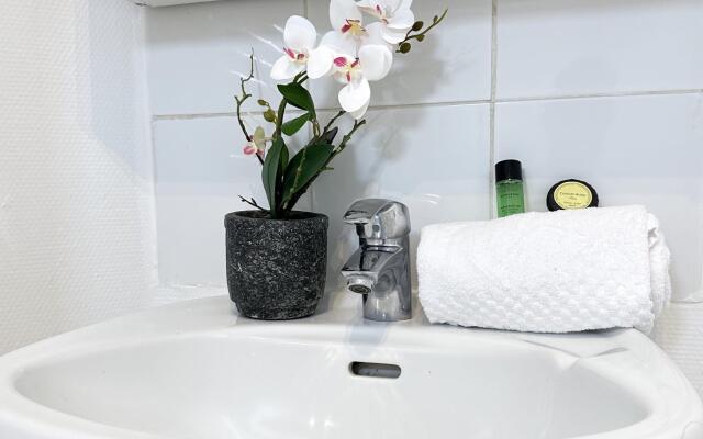 5494B  - Appartement familial - Batignolles