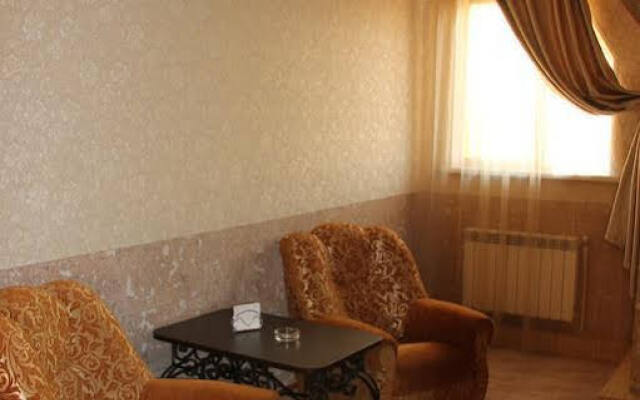 Alexandr House