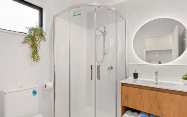 Starlet 11 – Bathroom – Lake Tekapo