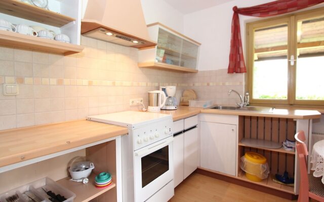 Cosy Apartment in Neukirchen near Krimmler Waterfalls