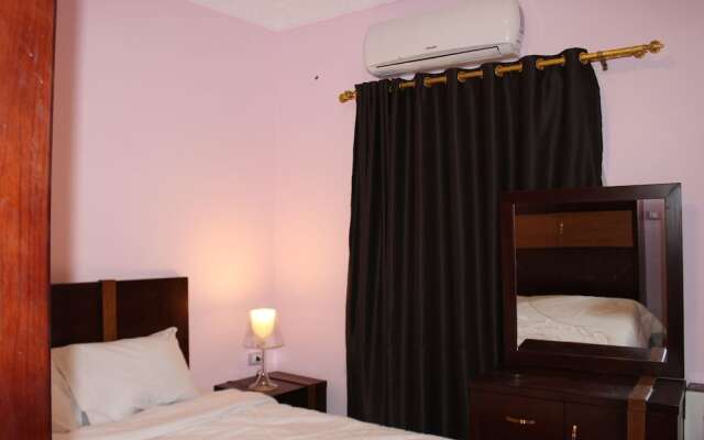 Magic Golden pyramids Inn