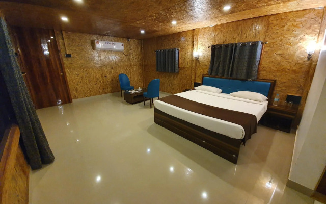 Whispering Woods Resort-Lonavala