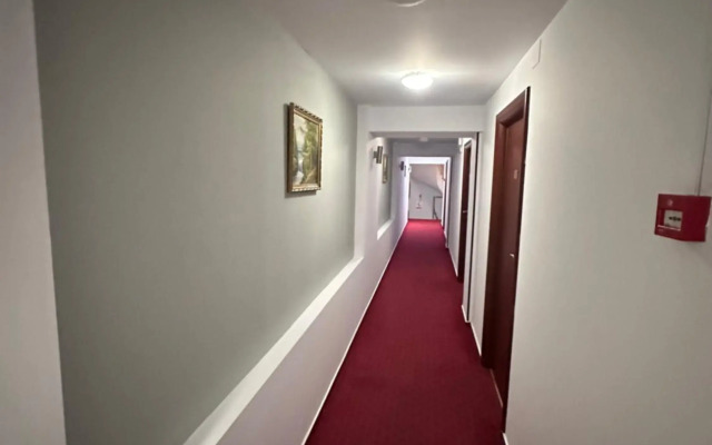 Hotel Bliss