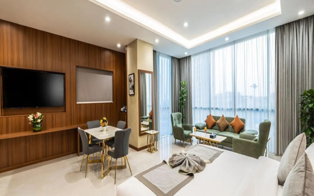 Отель Sunday Luxury Central formerly Anan hotel