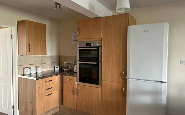 Lovely 2-bed Apartment in Stroud