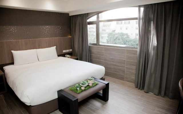 KDM Hotel