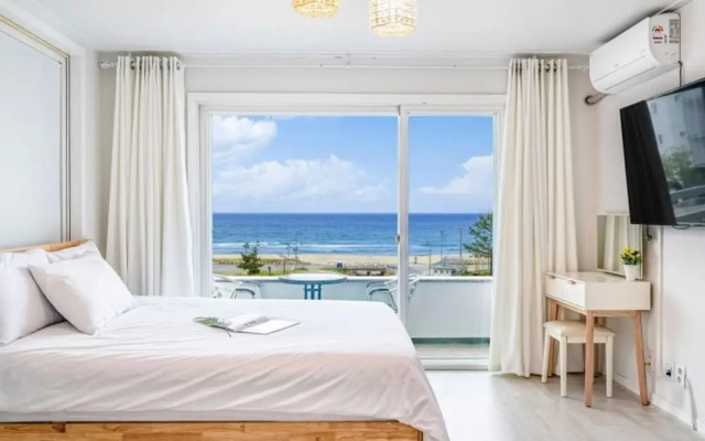 Yangyang Twin Beach Pension