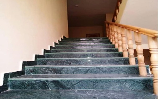 Hotel Khakshal Chubi