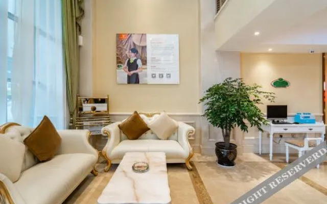 Vienna 3 Best Hotel(Guiyang Huaxi Univercity Castle Branch)