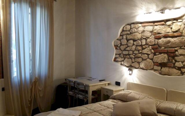 CQ Rooms Verona