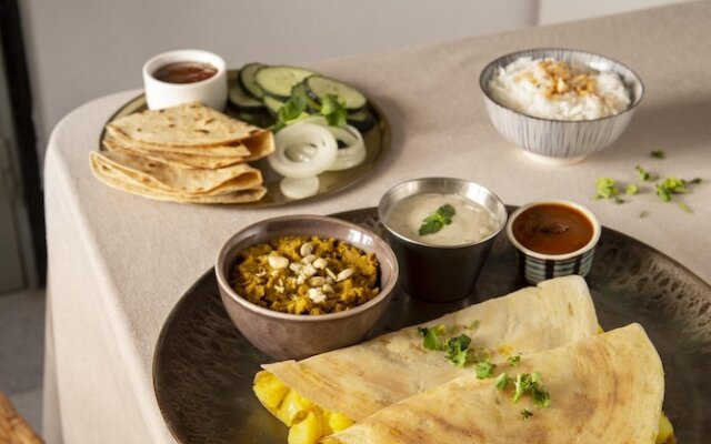 Qotel Hotel Church House Rohini Sector15