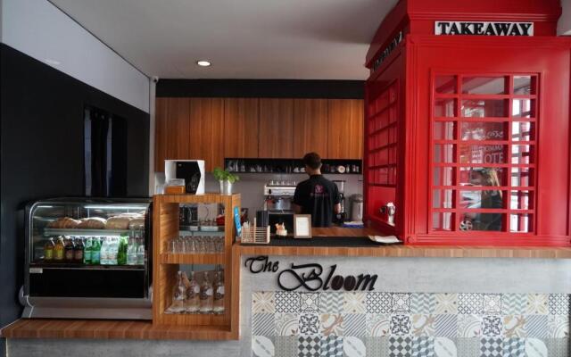 Bloommaze Boutique Hotel