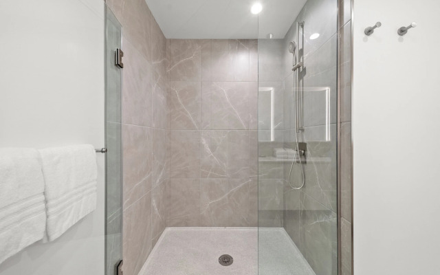 Level Chicago Fulton Market