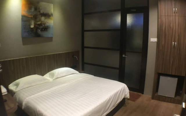 Talents Motor Park Hotel