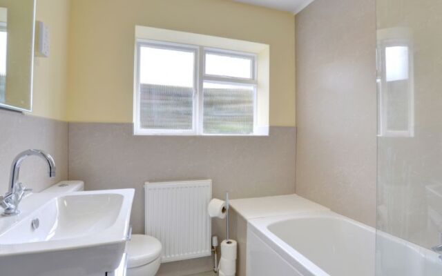 Holiday Home Caerynwch