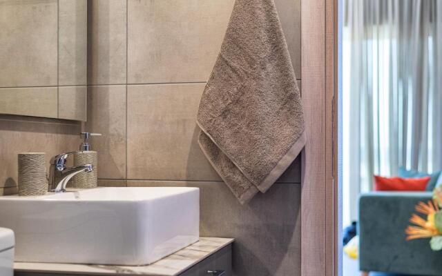 Big Blue suites 1
