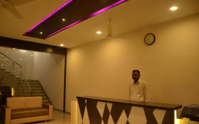 Hotel Darshan Inn