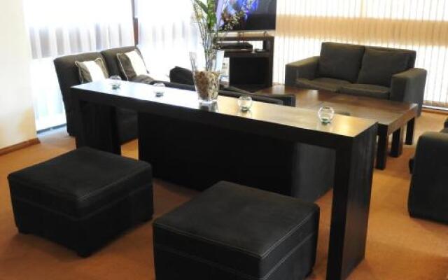 Hotel Tiburones Club