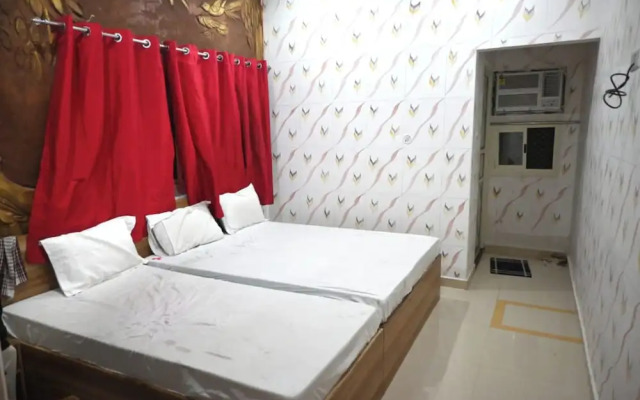 Goroomgo Bhagwaan Das Varanasi