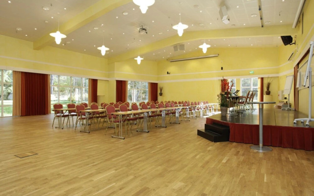 Nova Park Conference