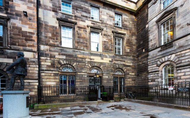 CoDE Pod  – The CoURT - Edinburgh