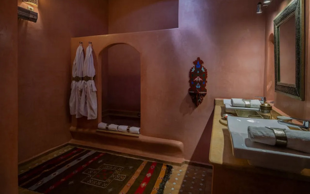 Al Riad Inou