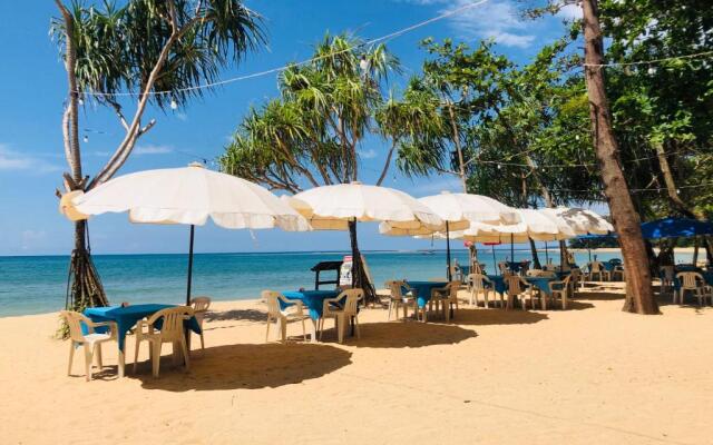 Ruan Mai Naiyang Beach Resort