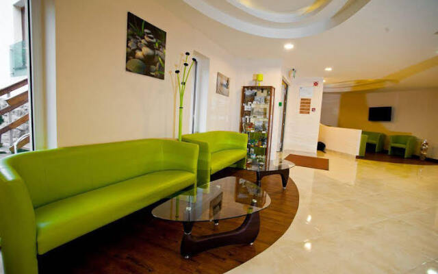 Patak Park Hotel