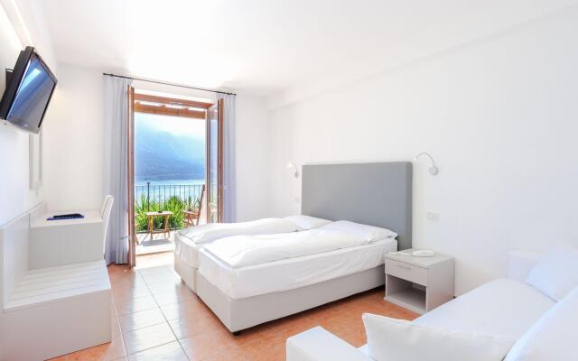 Relax Hotel La Gardenia & Villa Oleandra