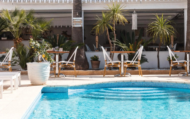 Hotel La Villa Juan Beach