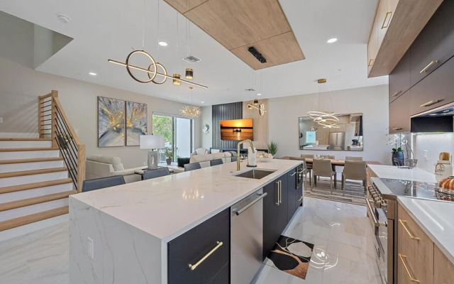 Uptown Oasis 3 Bedroom Townhouse