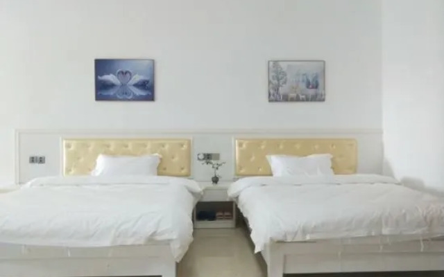 Longhai on the way hotel