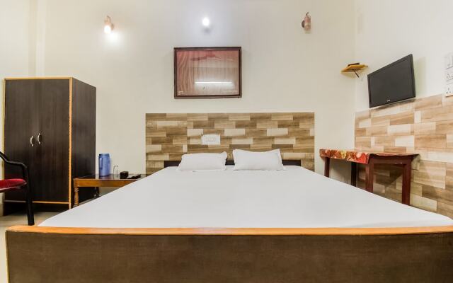 SPOT ON 8003 Hotel New Akash
