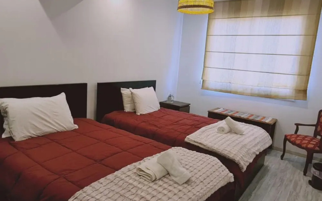 76 EGM - Stay Serenity Apartment